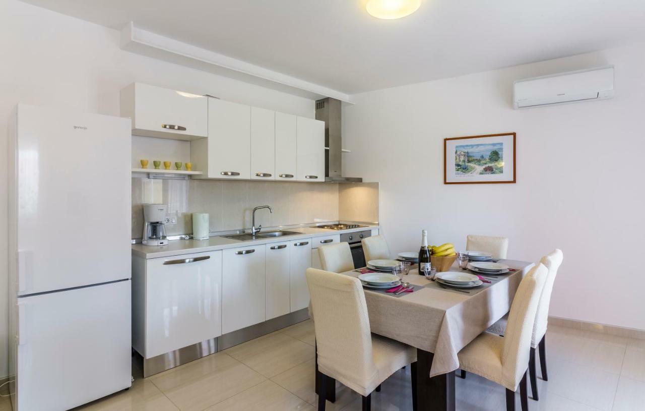 Apartman Kp Medulin Zewnętrze zdjęcie